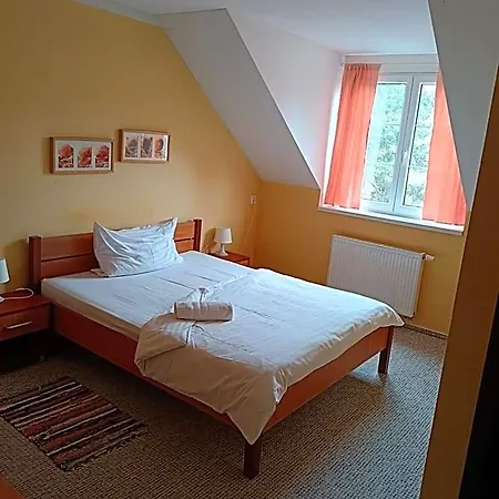 Ξενοδοχείο Toscca 3*